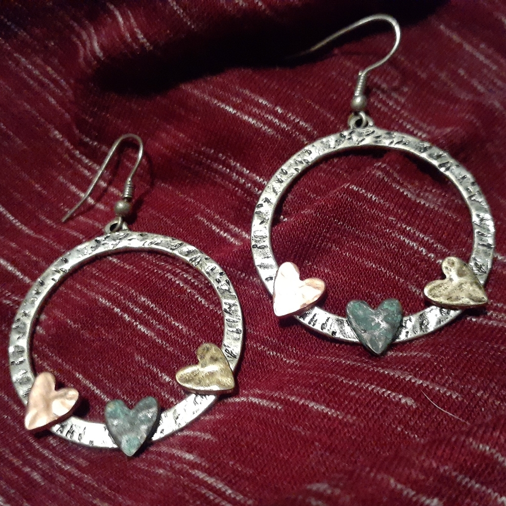 NWT Beautiful Earrings